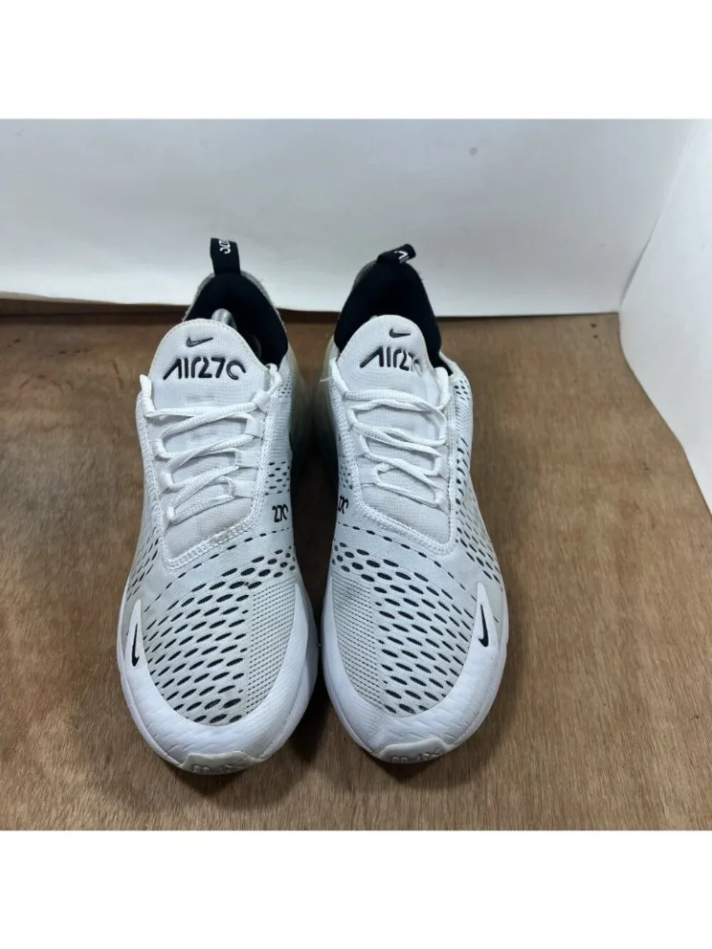 Nike Air Max 270 Women Size 11.5 White Running Shoes AH6789-100